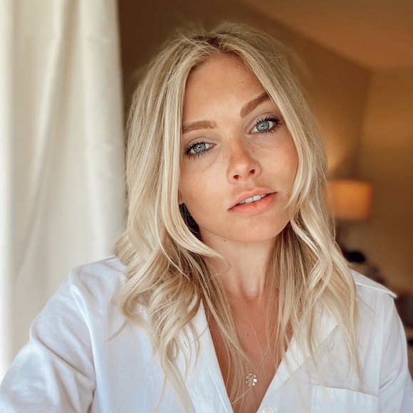 Meet your Posher, Kira - Picture 1 of 1